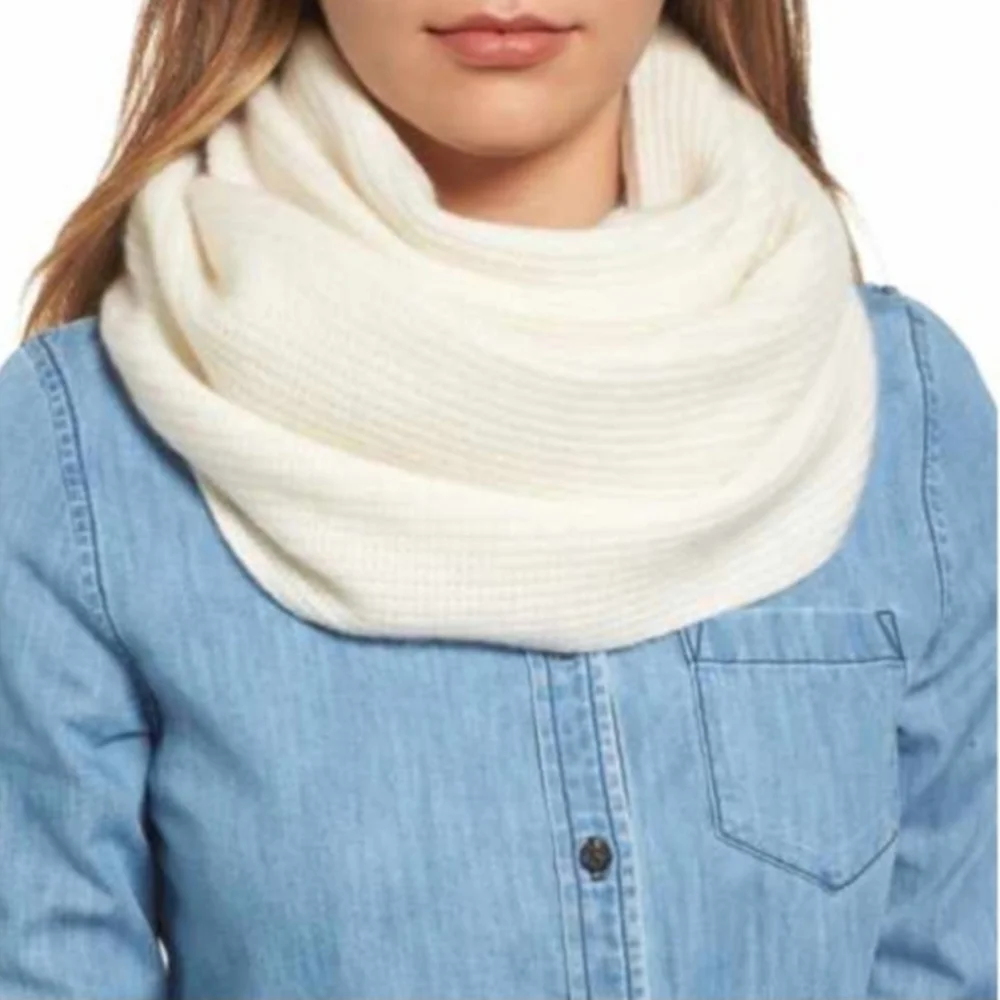 Halogen 100% Cashmere Infinity Scarf In Ivory Eggnog Soft Warm Luxury One Size